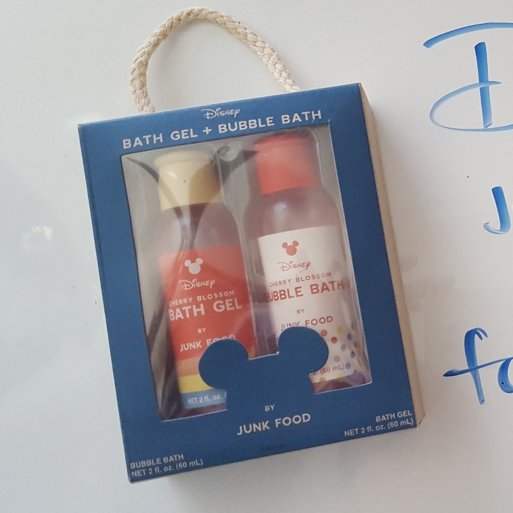 Bath Gel • Bubble Bath • Bath Sponge
